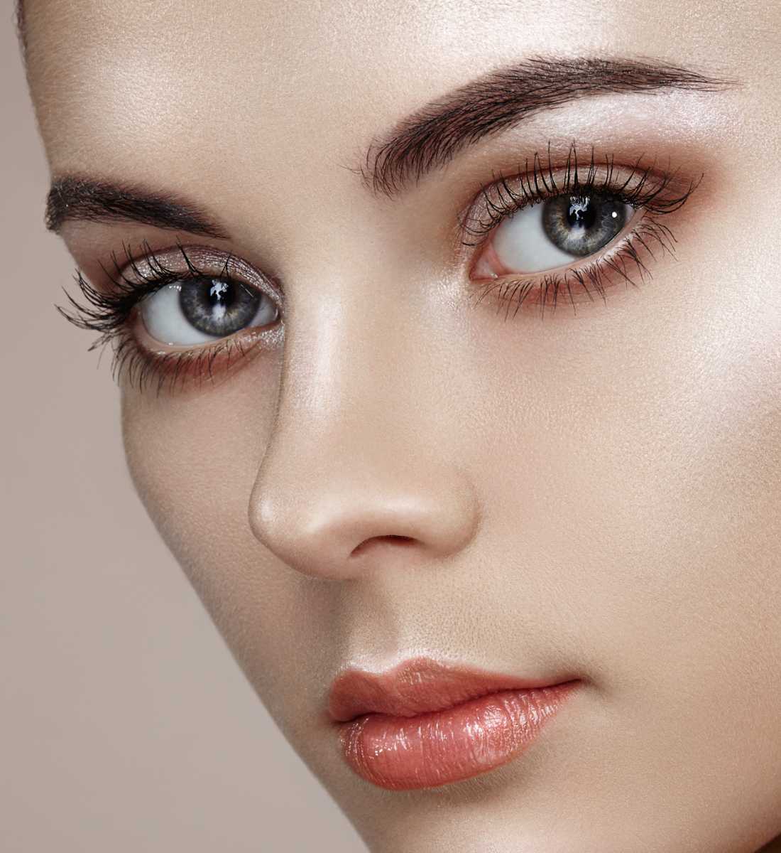 Galleria foto 'Come ingrandire gli Occhi con il Make up: 7 Tips imperdibili per uno sguardo che cattura!' - foto 5