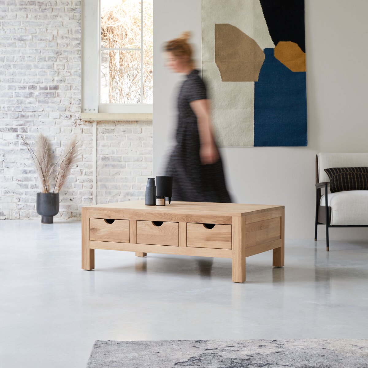 Galleria foto '6 Tavolini in legno firmati Tikamoon. I più comodi e raffinati del Brand…' - foto 1