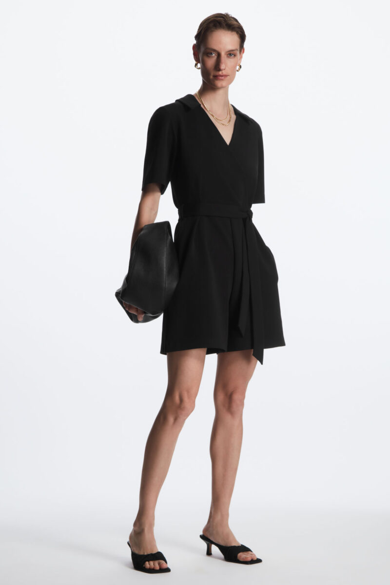 Galleria foto 'Saldi COS, 7 occasioni imperdibili: Capi e Accessori a metà prezzo!' - foto 1