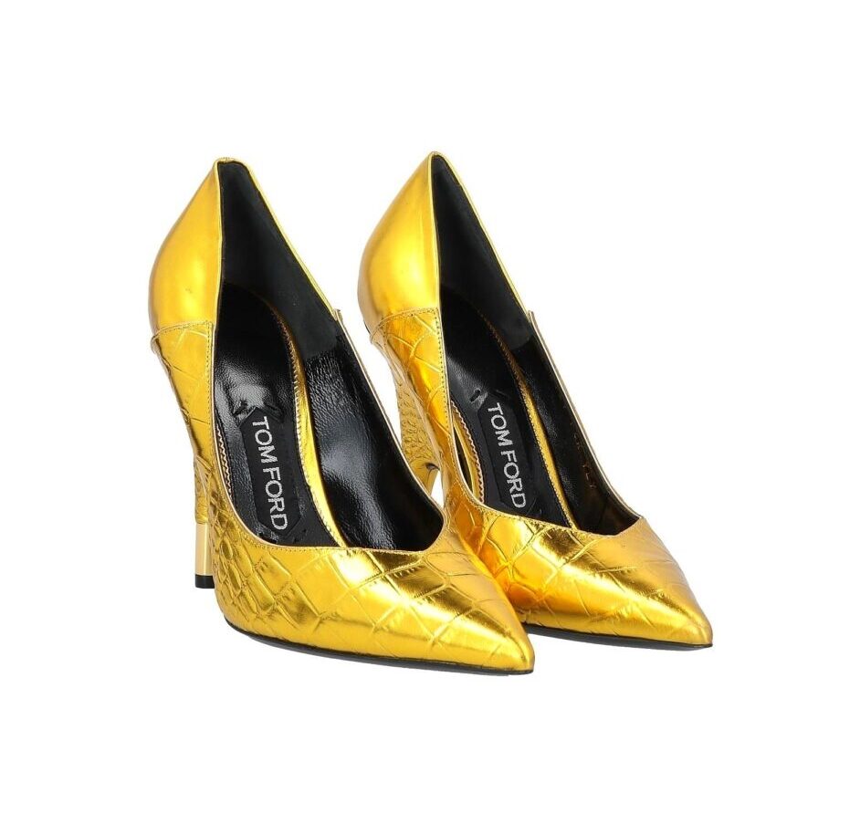 Galleria foto '7 Décolleté super femminili da acquistare subito su Yoox' - foto 3