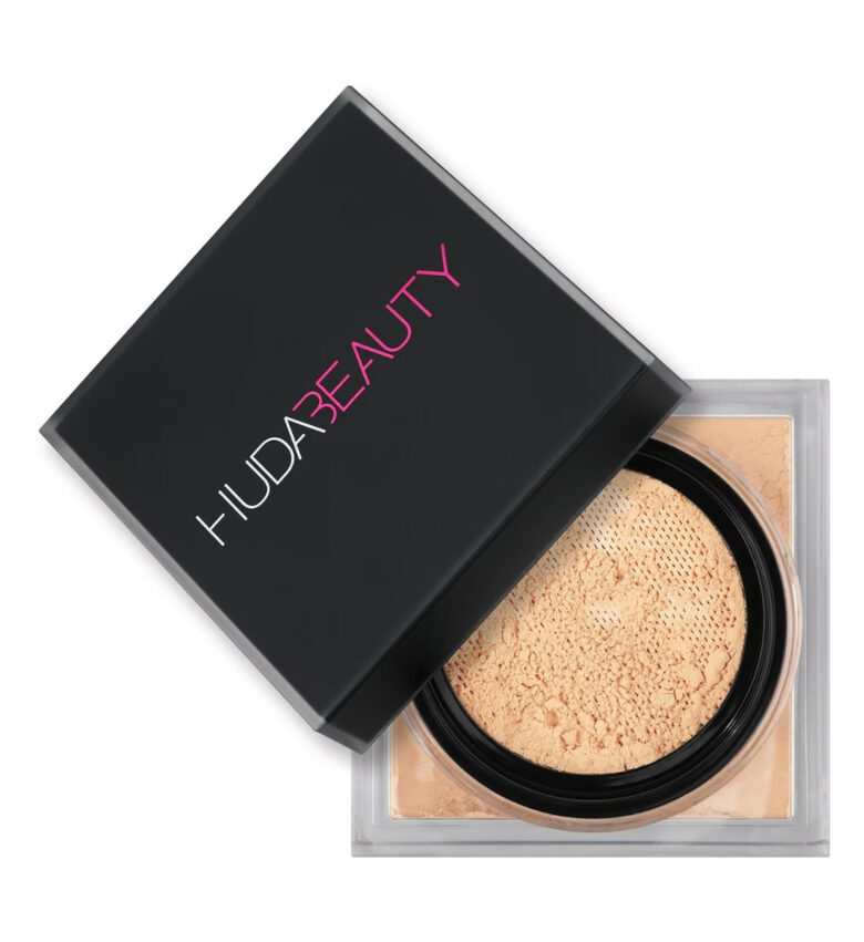 Easy Bake Loose Powder di Huda Beauty