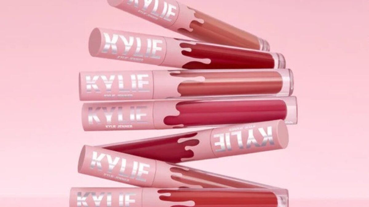 Le 7 colorazioni più belle delle tinte labbra firmate da Kylie Jenner