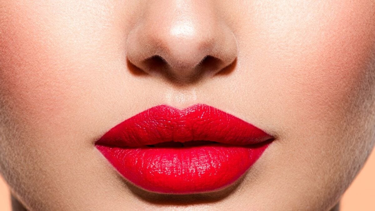 Come far durare più a lungo il Rossetto: 5 Trucchi da non perdere