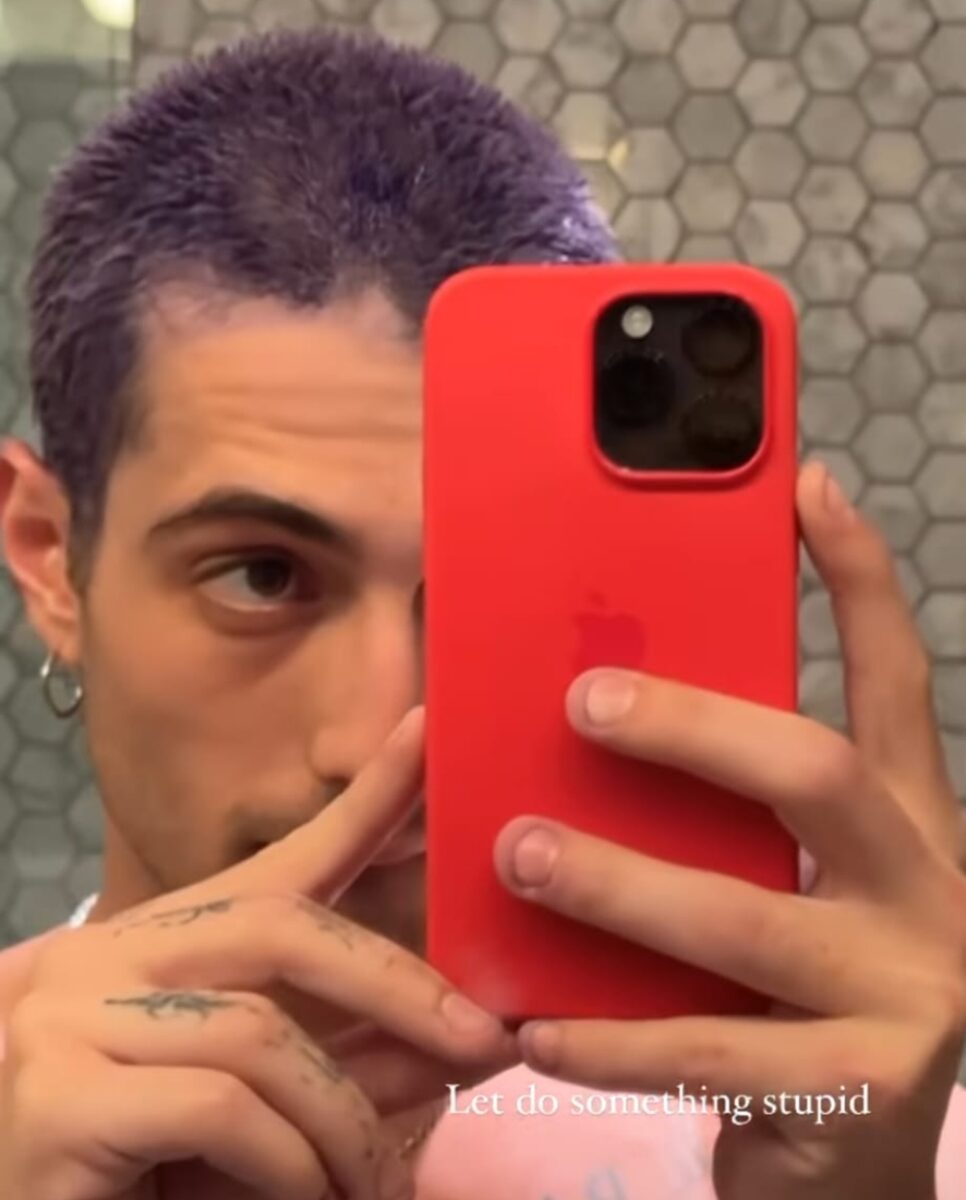 Galleria foto 'Damiano dei Maneskin, l’ennesimo cambio Look sconvolgente. Ecco come è ora…' - foto 1