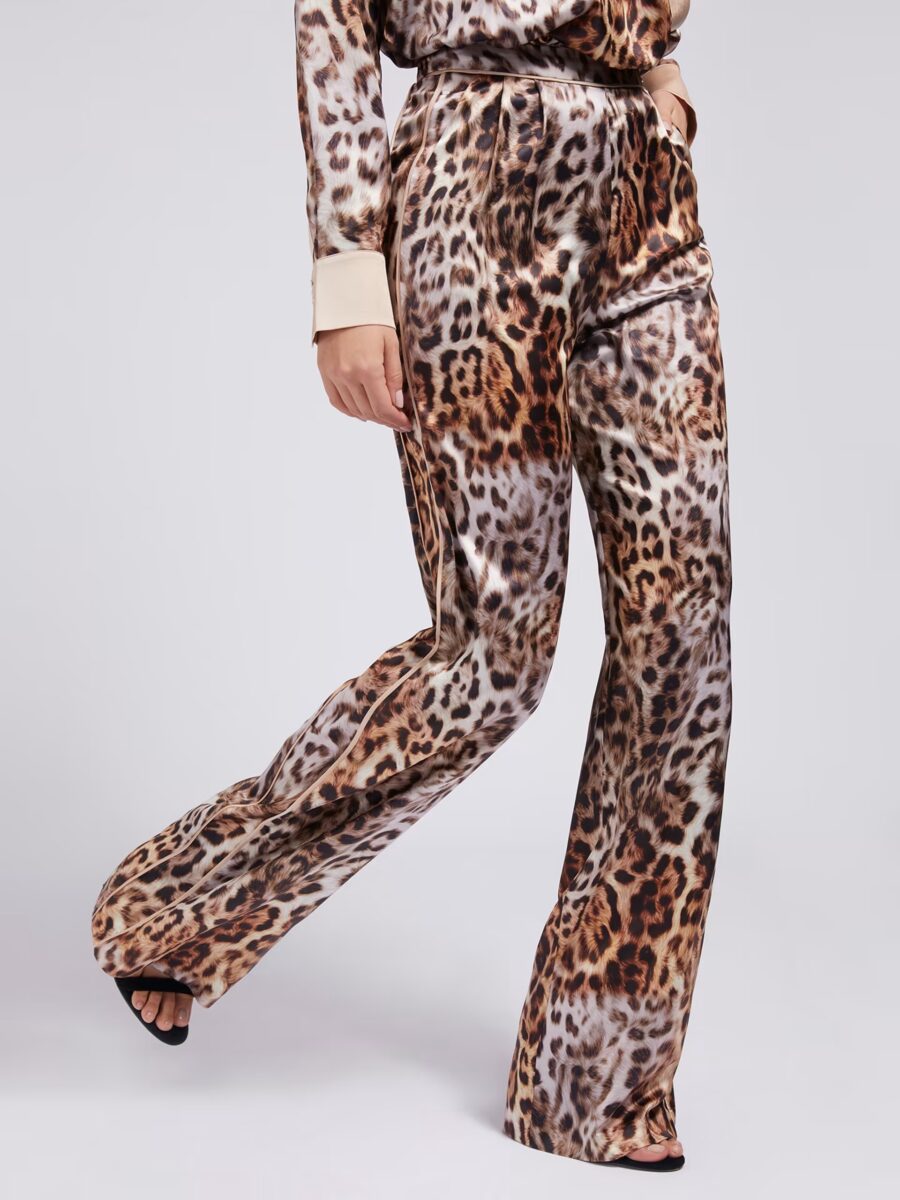 Galleria foto '7 Pantaloni stampa animalier assolutamente chic. Non lasciarteli sfuggire!' - foto 4