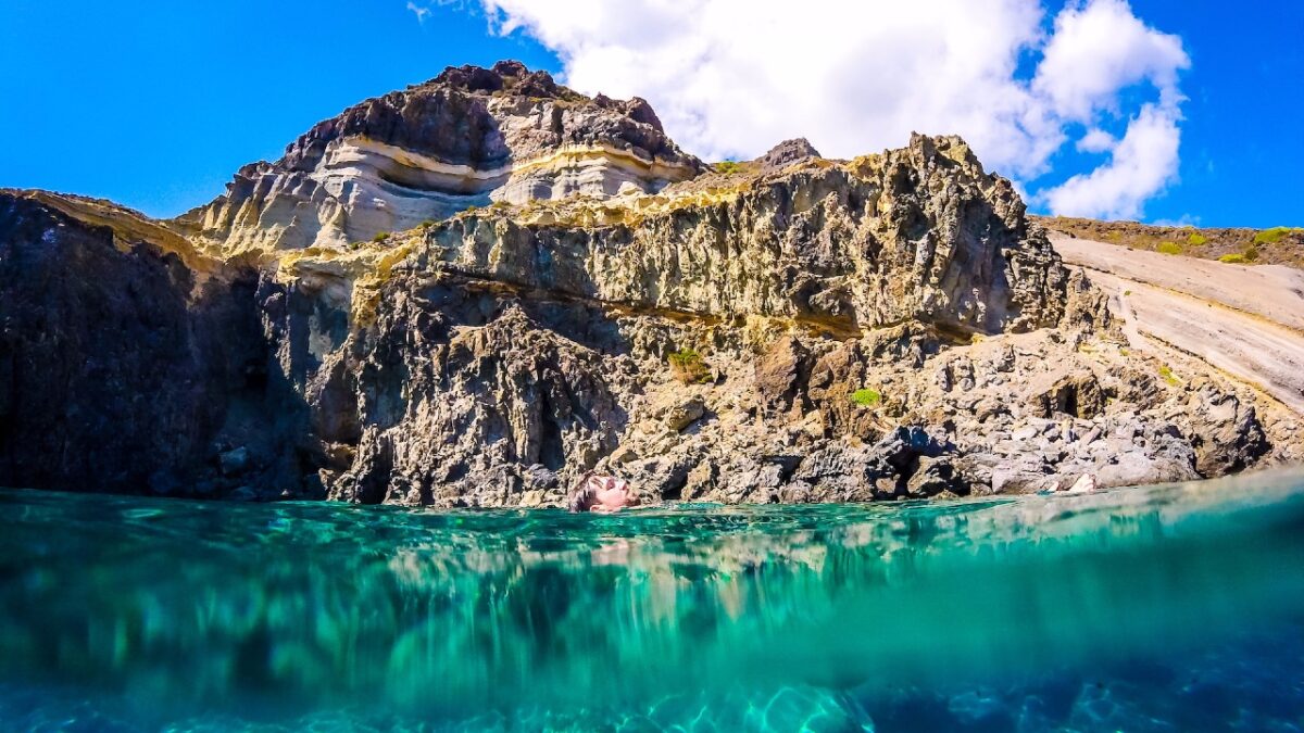 Pantelleria, 5 esperienze imperdibili nell’Isola Siciliana
