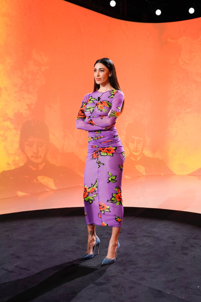 Galleria foto 'Belen Rodriguez, i 5 look più sensuali dell’ultima edizione de Le Iene' - foto 2