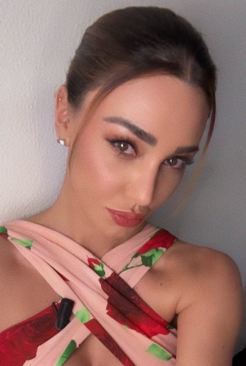 Galleria foto 'Belen Rodriguez, i 5 look più sensuali dell’ultima edizione de Le Iene' - foto 3