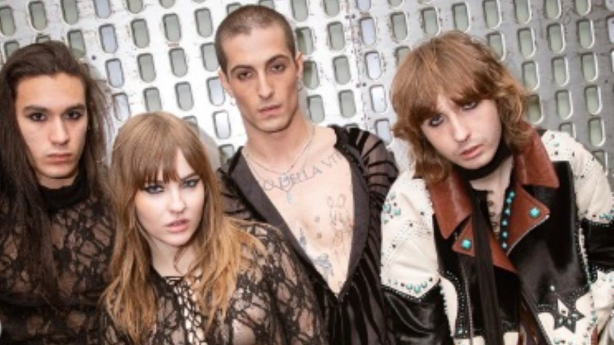 Maneskin, Damiano e Victoria rompono i tabù con gli irriverenti Tatuaggi fatti in Tour!