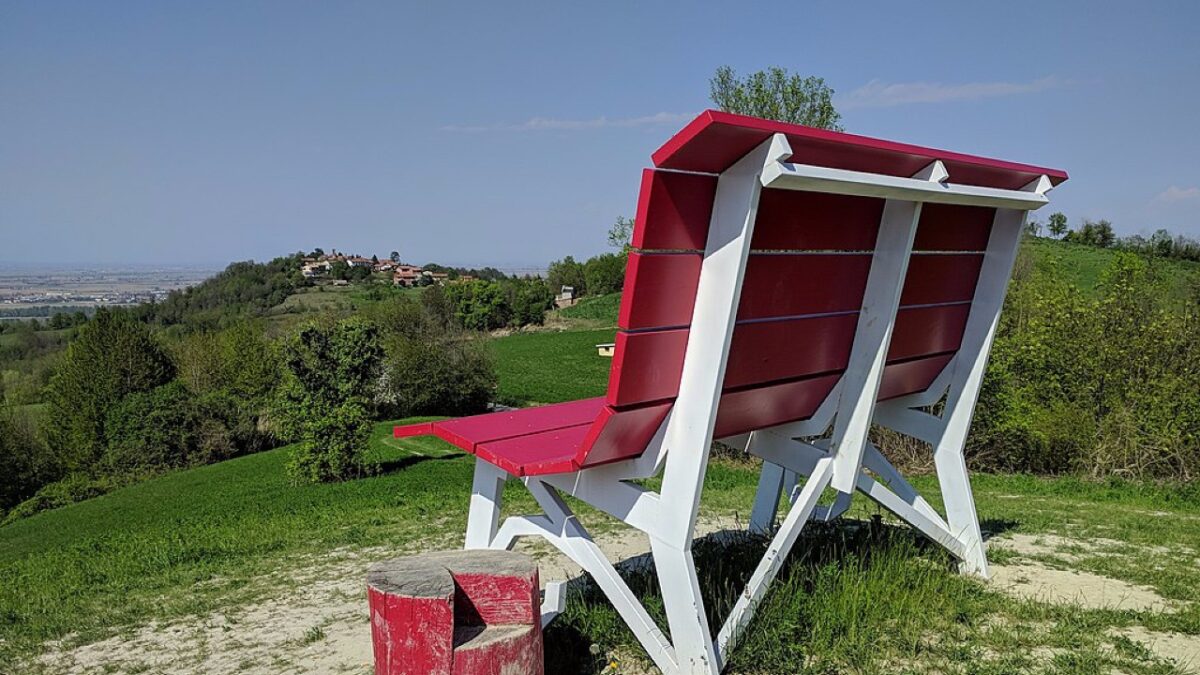 Panchine Giganti: ecco dove trovare le 6 Big bench più belle d’Italia