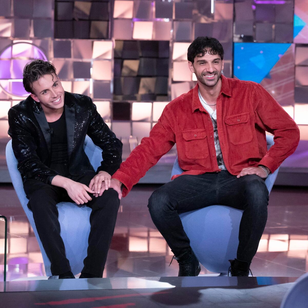 Galleria foto 'Verissimo Speciale Amici: Look pazzesco per il ritorno di Angelina e Mattia su Canale 5' - foto 3