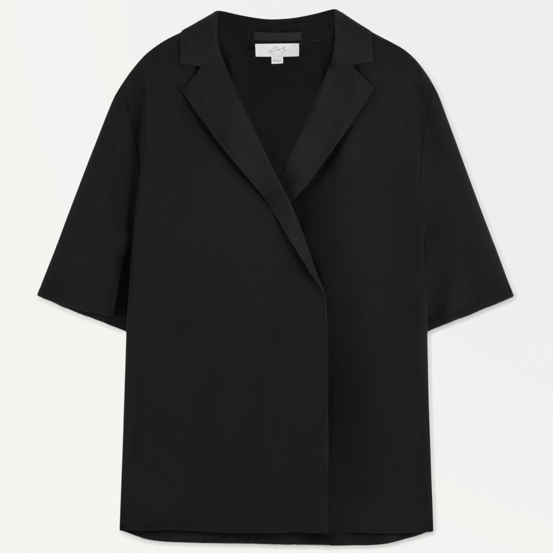 Galleria foto '7 capi total black (e total cool) su cui puntare ora' - foto 7