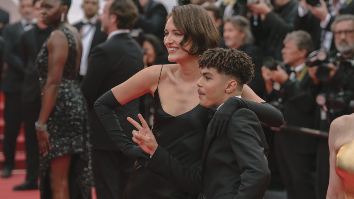 Gli accessori più Chic sul Red Carpet di Cannes 2023: dalla veletta ai guanti lunghi