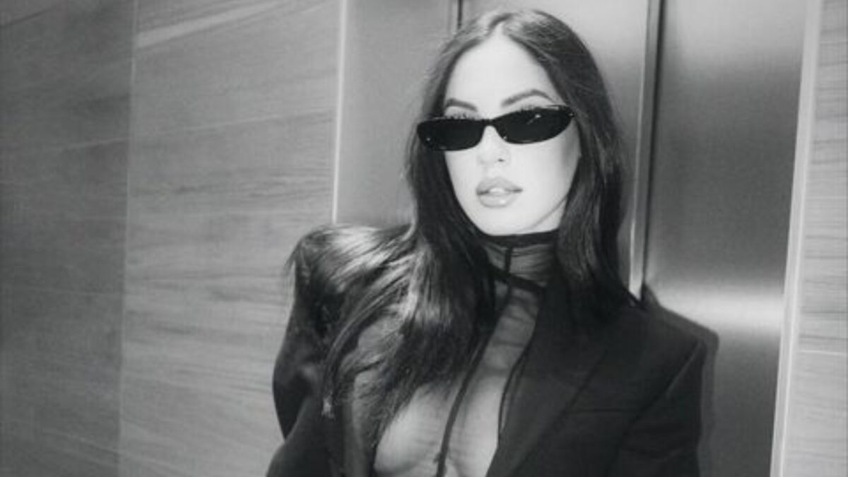 Giulia De Lellis infiamma i social con la catsuit supersexy di Mugler x H&M