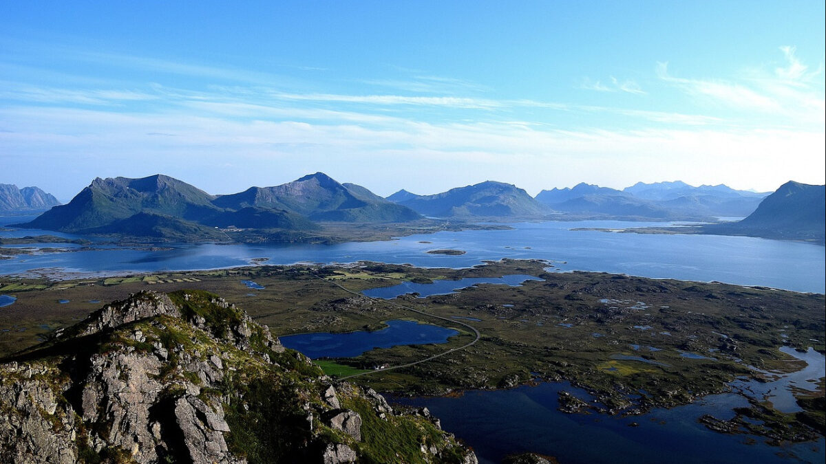 Isole Lofoten, 4 buoni motivi per visitarle e organizzare un viaggio in Norvegia