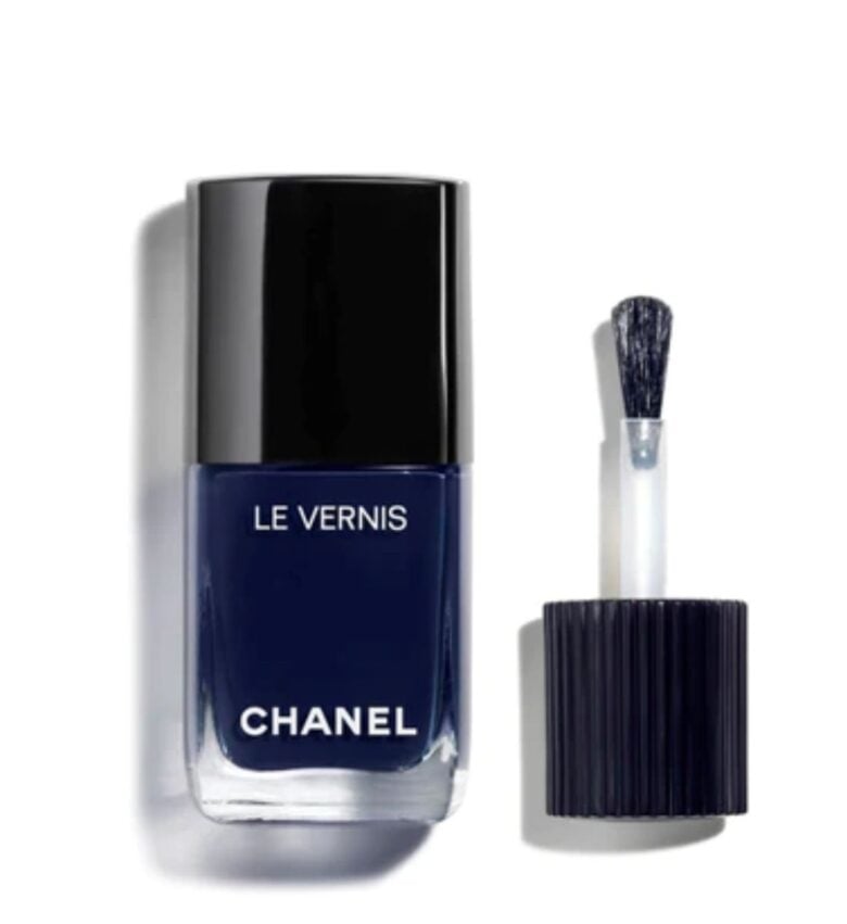 le vernis chanel blu