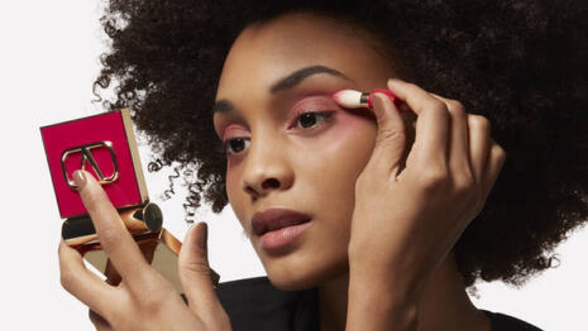 Valentino Beauty: 6 prodotti make up per un trucco deluxe davvero da urlo!