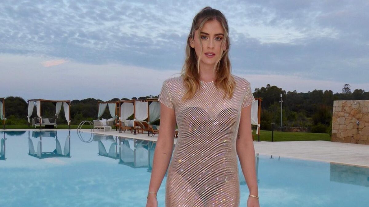 Valentina Ferragni è super sexy con l’abito ‘vedo non vedo’ tempestato di strass