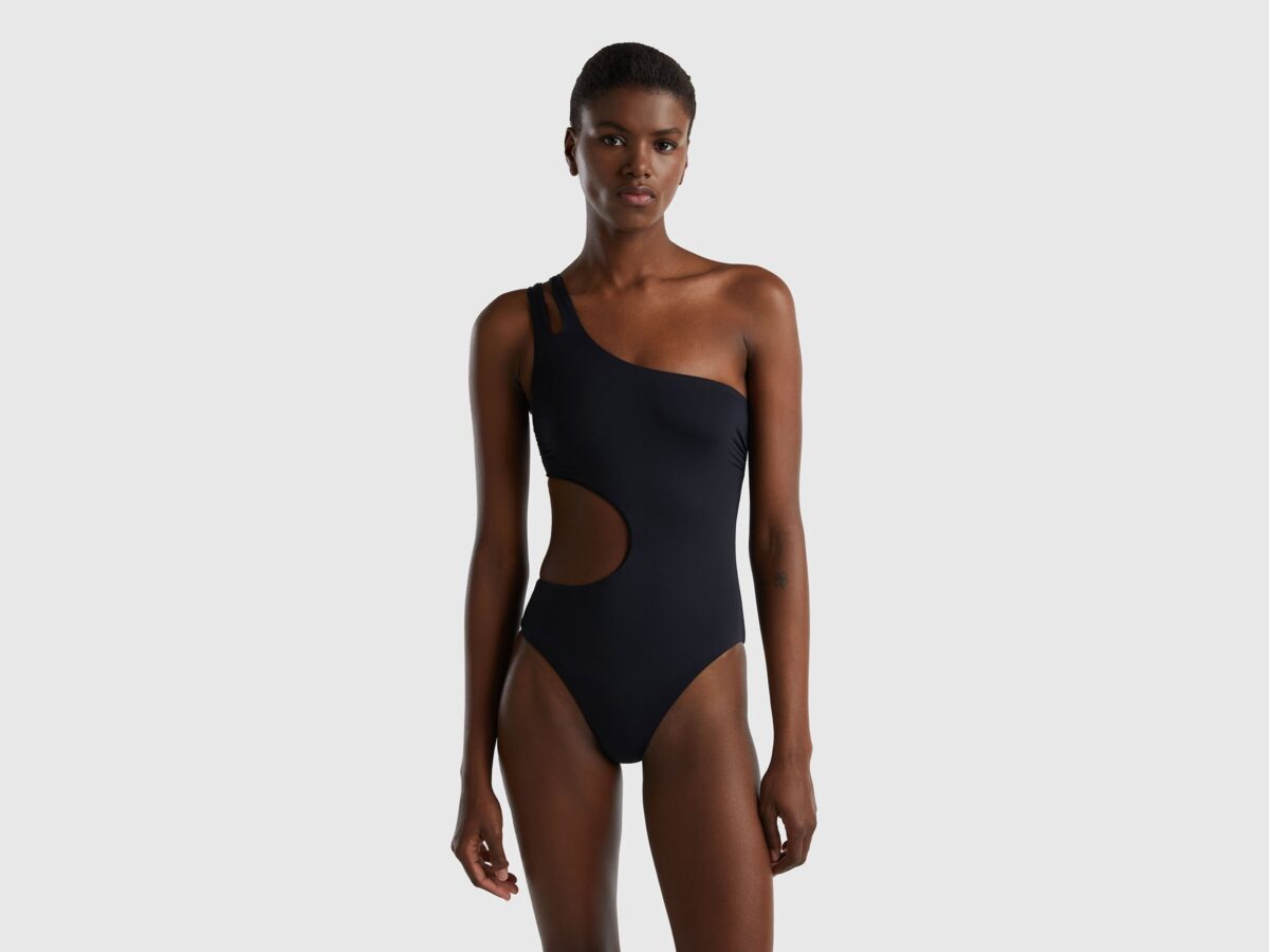 Galleria foto 'Costume Nero, un classico senza Tempo: 6 modelli super raffinati' - foto 5