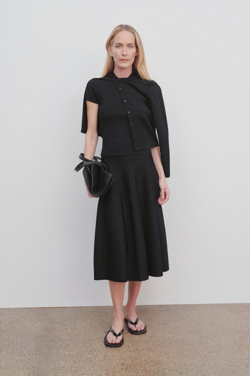 Galleria foto '7 Capi firmati The Row emblema del Trend Quiet Luxury, il più gettonato del momento!' - foto 4