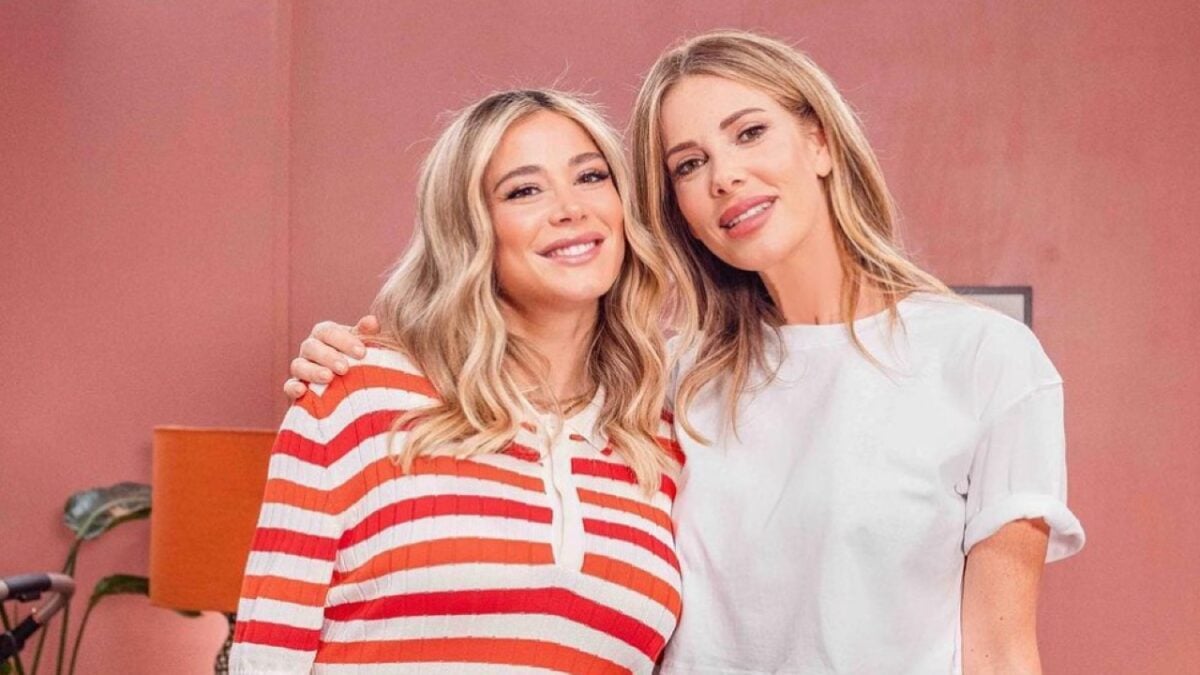 Alessia Marcuzzi e Diletta Leotta, belle, bionde e comfy chic. Eccole insieme per “Mamma Dilettante”
