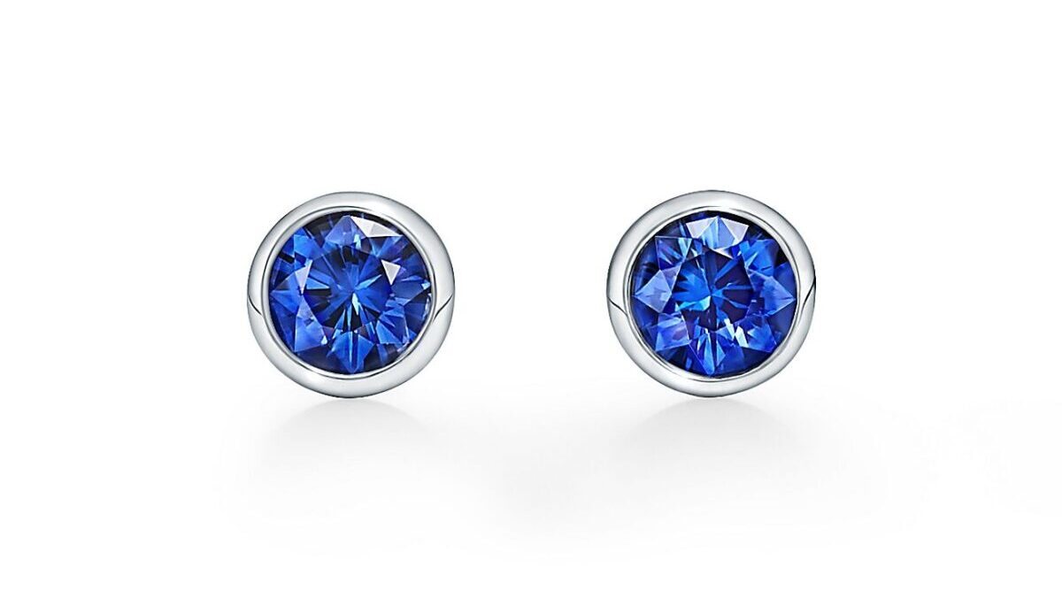 Galleria foto 'Blu, 5 capi e accessori nel colore di stagione!' - foto 3