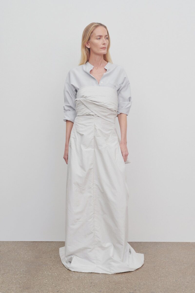 Galleria foto '7 Capi firmati The Row emblema del Trend Quiet Luxury, il più gettonato del momento!' - foto 7