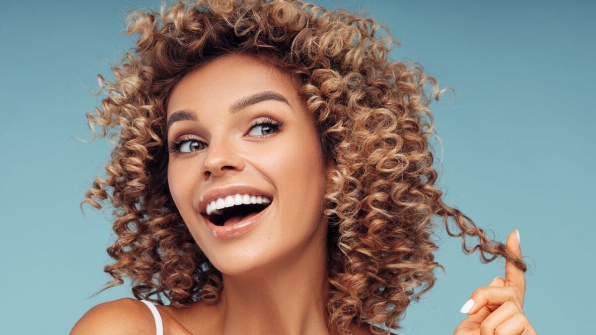 Capelli, 8 tagli corti perfetti per le Ricce. Un Look Selvaggio!