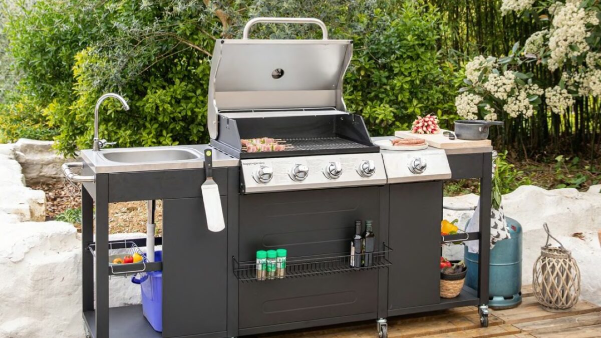 Cucine da Esterni: 5 modelli per banchetti all’aperto davvero super!