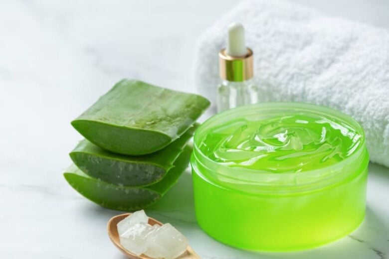 maschera aloe capelli lisci