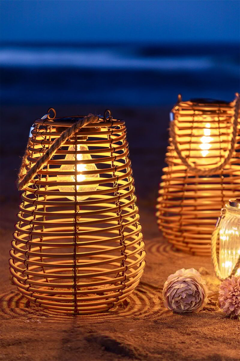 Galleria foto 'Illuminazioni per Esterni, 5 Lampade e luci per far risplendere il tuo Giardino' - foto 2