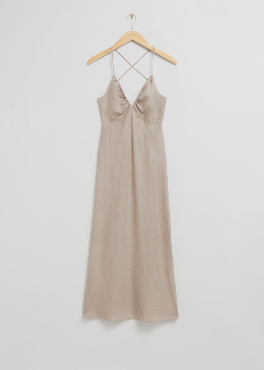 Galleria foto '10 capi in lino che non possono mancare nel tuo guardaroba estivo' - foto 8