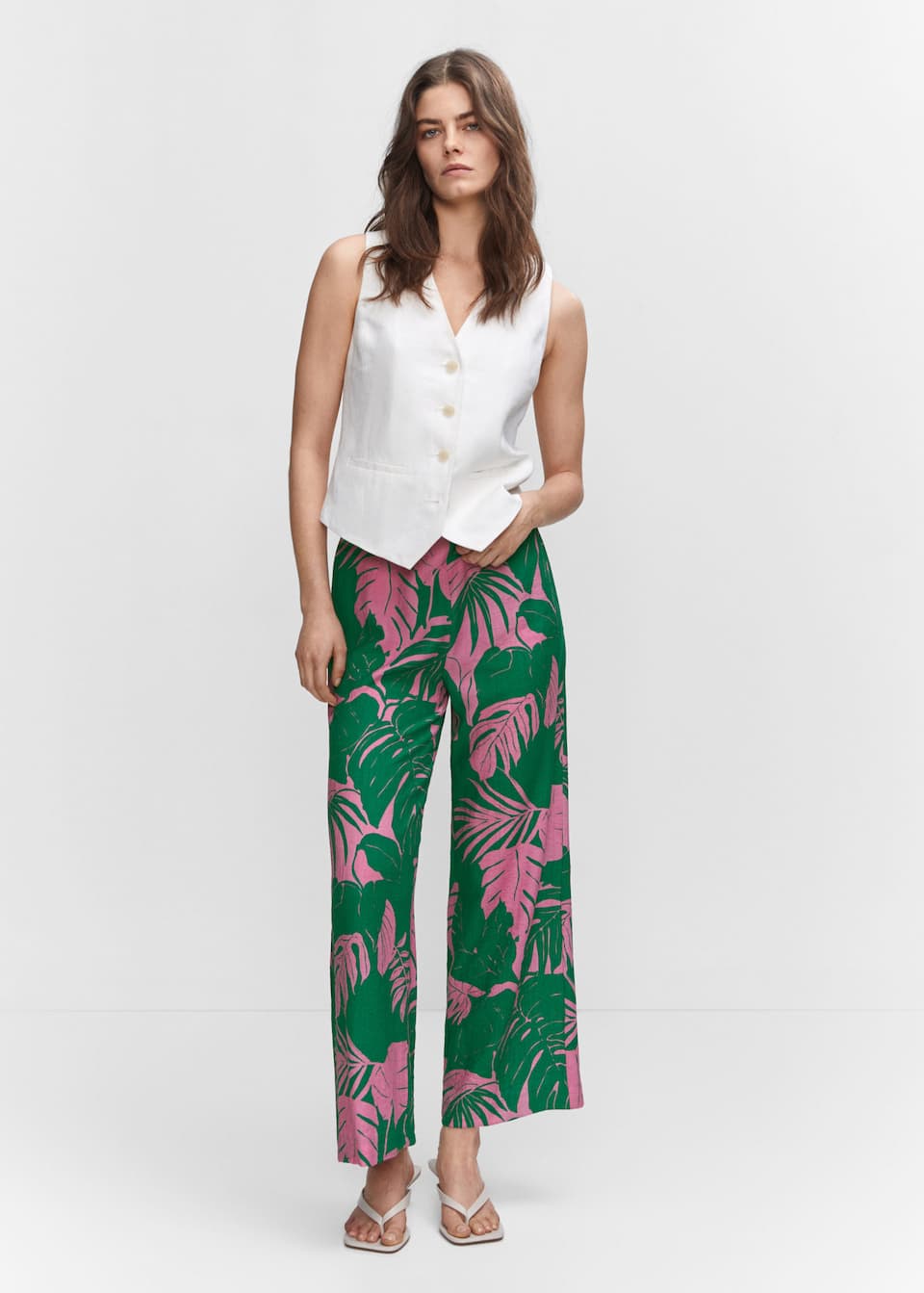 Galleria foto '5 Pantaloni estivi con scicchissime stampe fantasia da non lasciarsi sfuggire' - foto 2