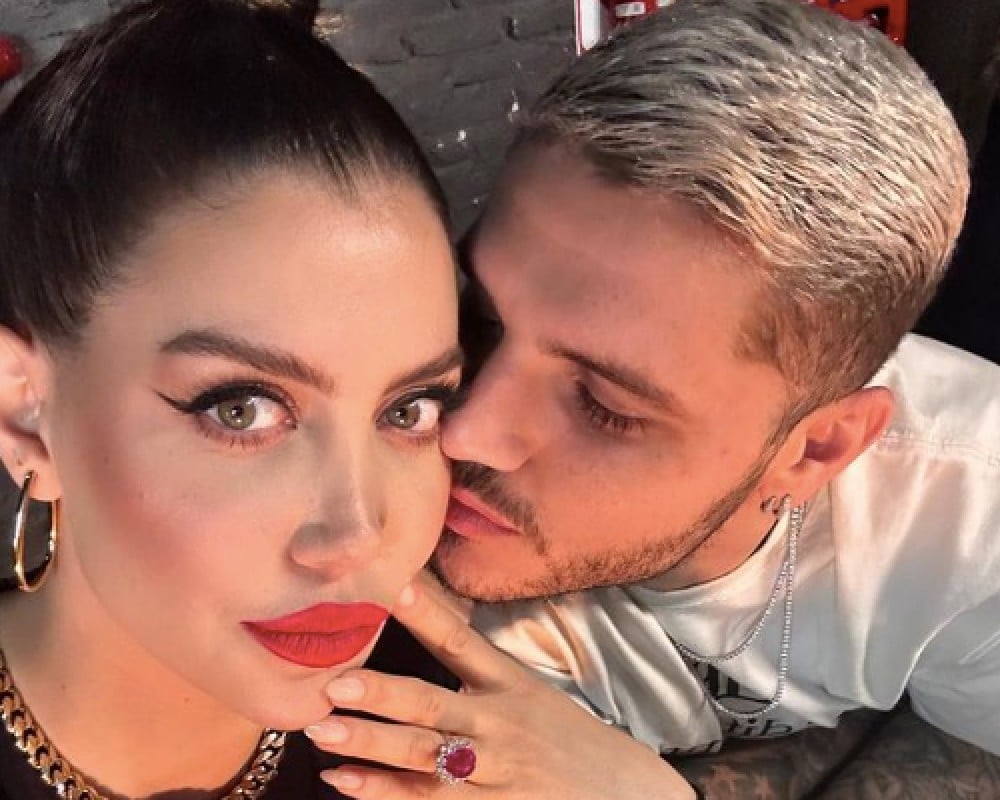 Galleria foto 'Wanda Nara ricoverata d’urgenza in Ospedale: cosa ha e come sta ora' - foto 2