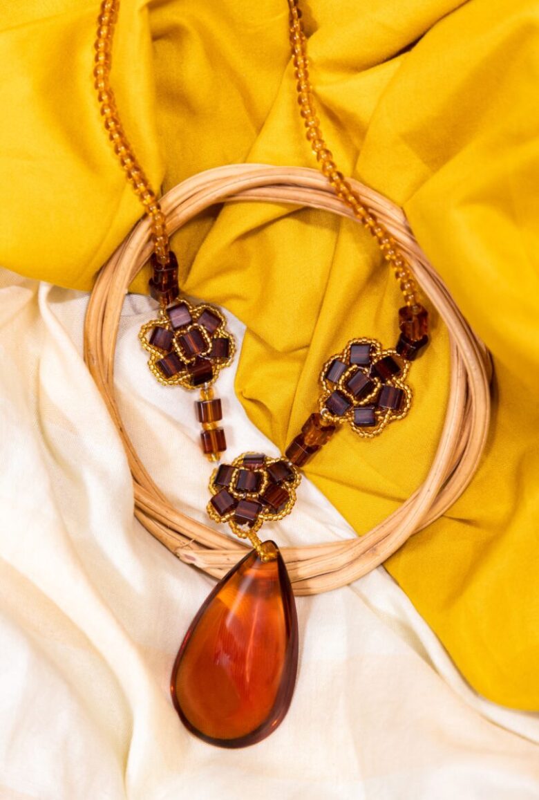 collana ambra grande