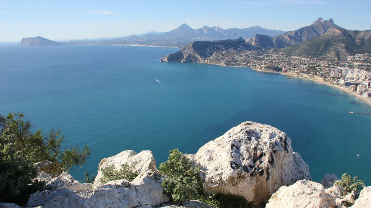 Costa Blanca: le 5 spiagge e location più belle della vivace costa Spagnola