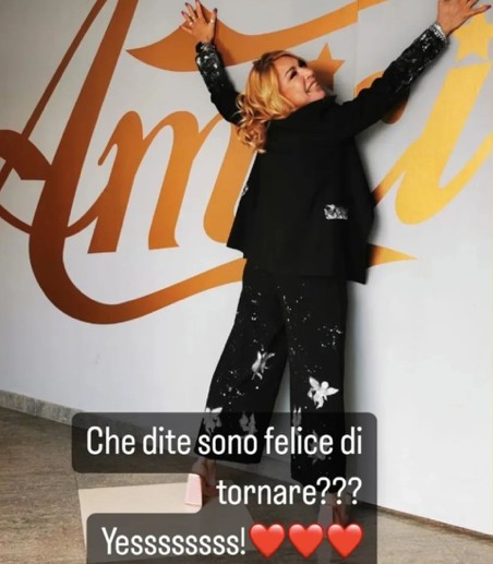 Galleria foto 'Amici, Anna Pettinelli torna nel cast ed è subito lite con Alessandra Celentano' - foto 1