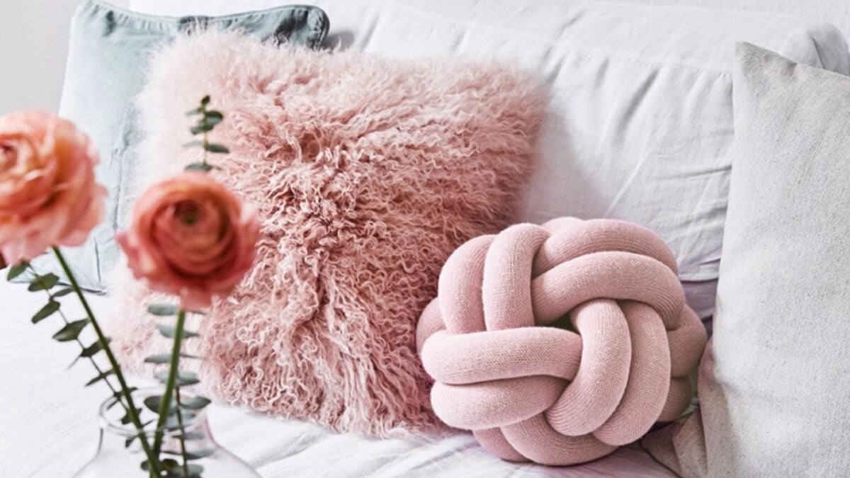 Una casa in stile Barbiecore: 5 Decorazioni e Complementi nel Colore del momento