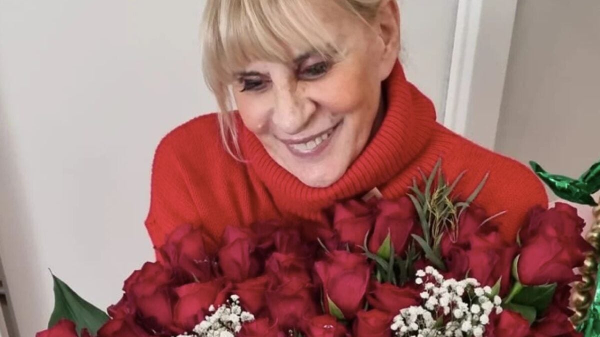 Gemma Galgani frequenta un Uomo Giovanissimo: così la dama di Uomini e Donne ritrova il sorriso
