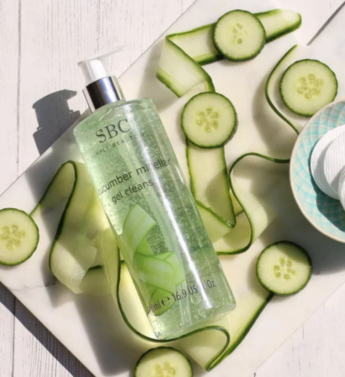 Galleria foto '5 prodotti Beauty al Cetriolo che sono un toccasana per la Tua Pelle d’Estate' - foto 1