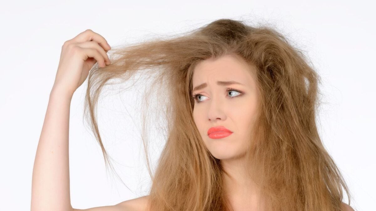 Capelli crespi o elettrici: 7 metodi efficaci per risolvere il problema. Da Provare!