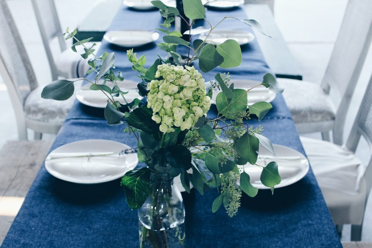 Galleria foto 'Cena di Ferragosto, 5 idee per decorare la Tavola e conquistare i tuoi ospiti' - foto 1