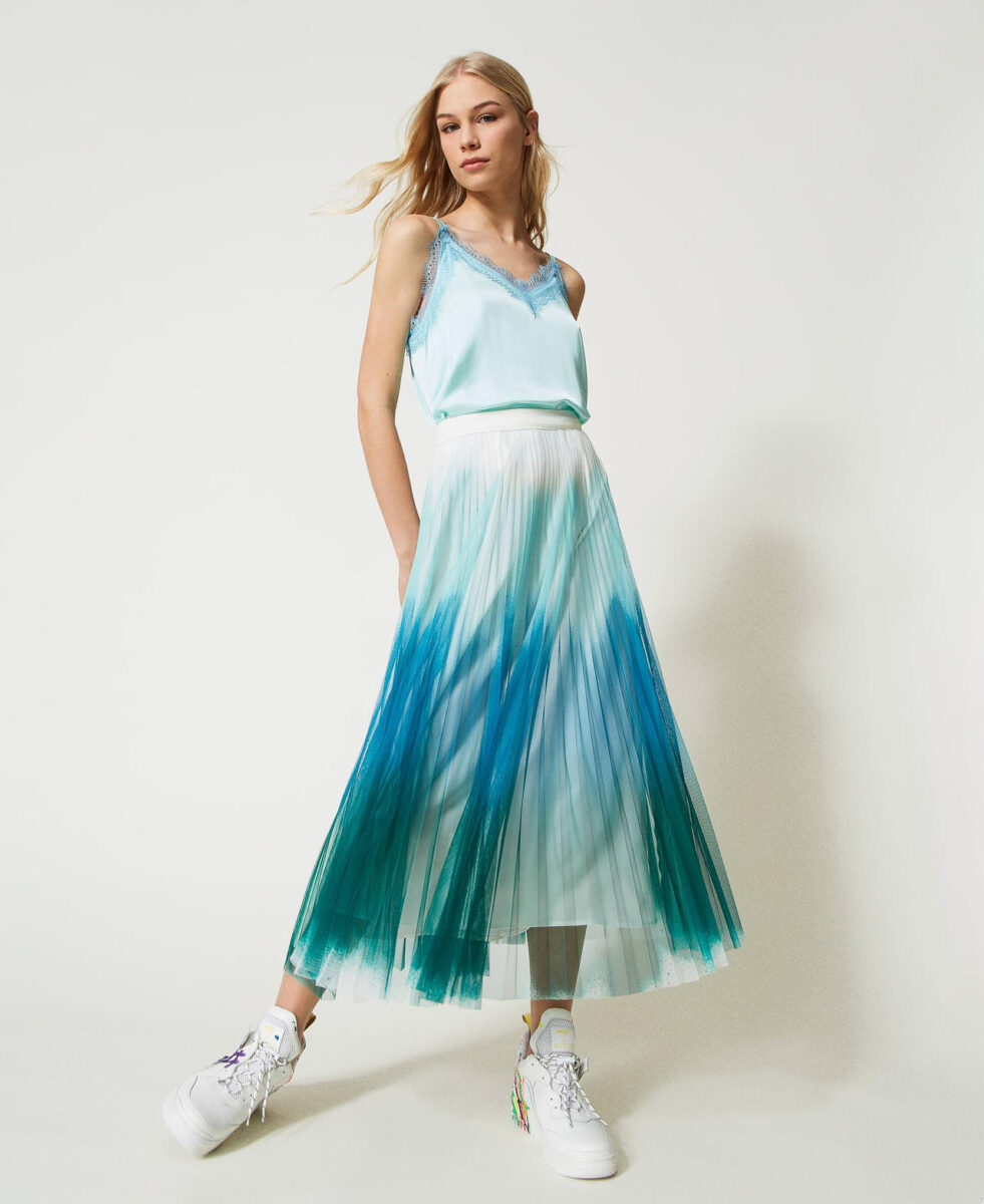 Galleria foto '5 capi e accessori imperdibili per un look in puro Stile Mediterraneo' - foto 5