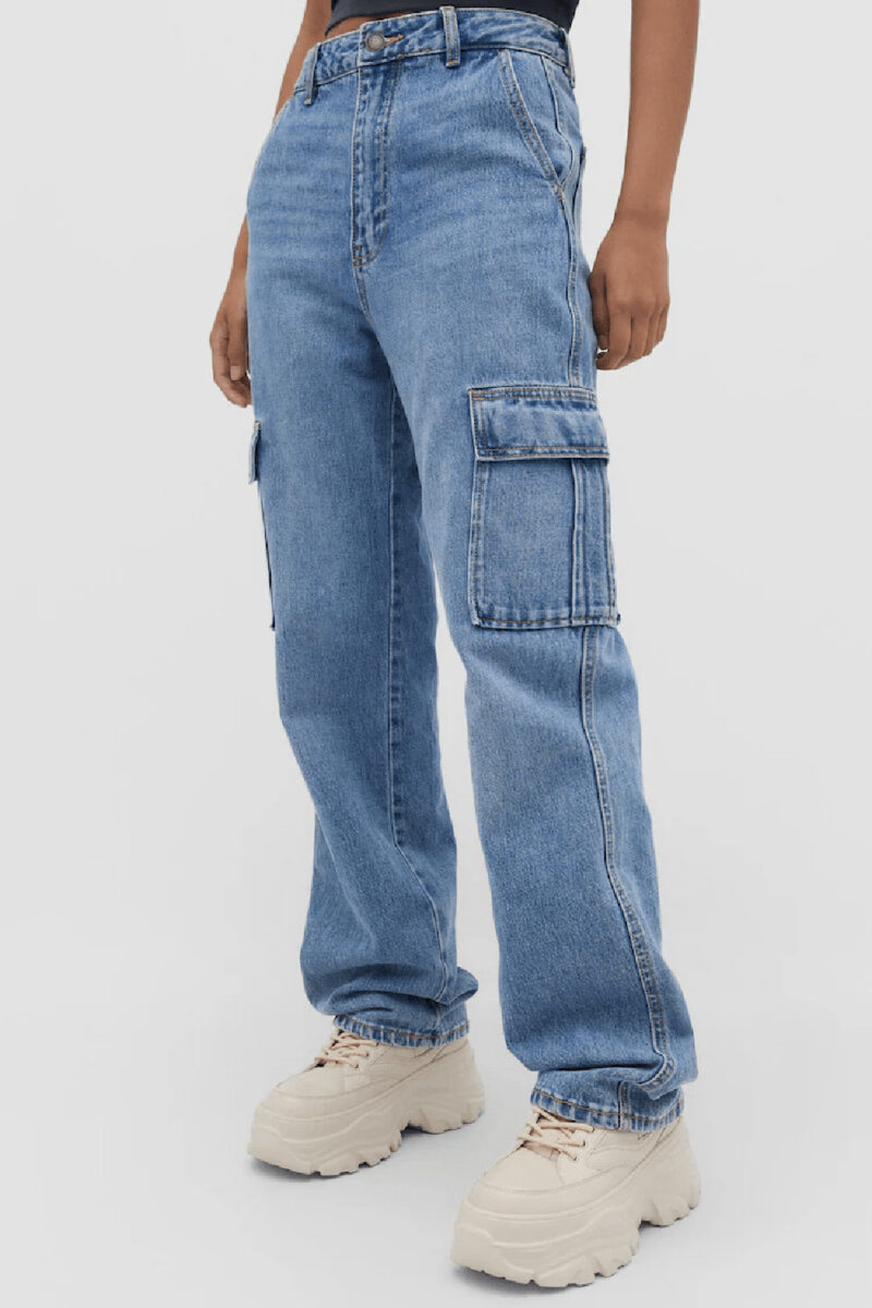 Galleria foto 'Jeans, 5 modelli perfetti per l’Estate. Ecco quali indossare con il caldo…' - foto 2