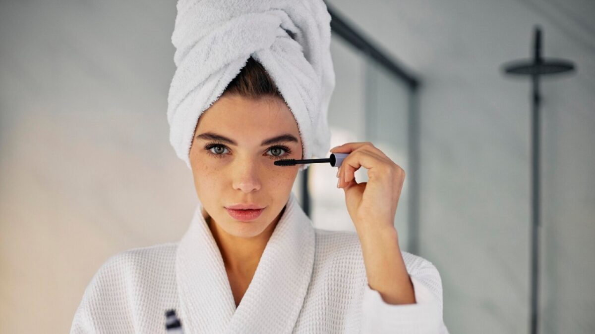 Come valorizzare l’abbronzatura con il Make Up: 5 suggerimenti imperdibili!