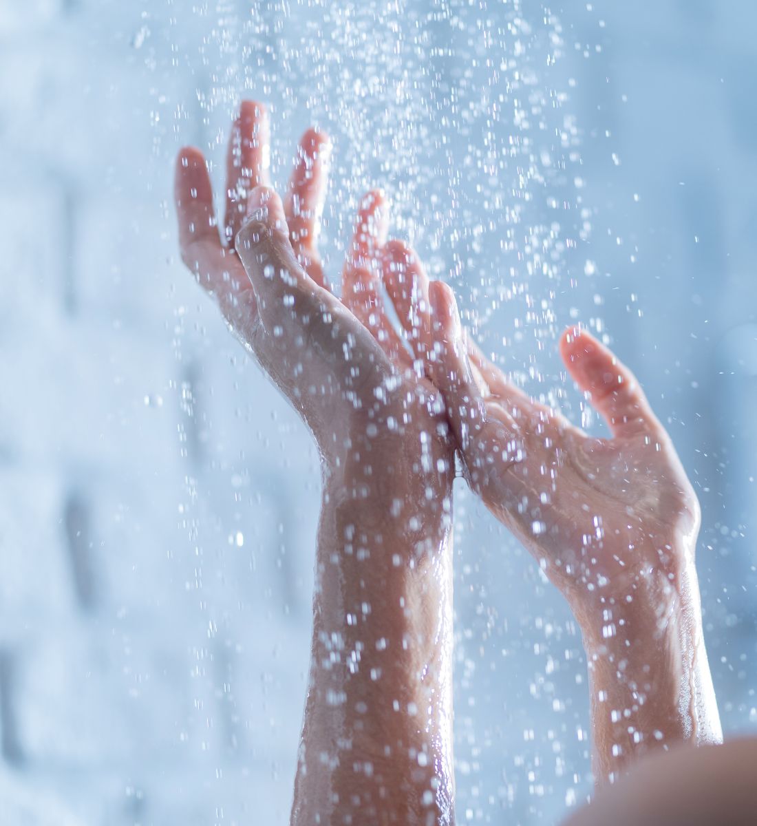 Galleria foto 'Capelli Decolorati, come prendersene cura dopo l’estate ed eliminare l’effetto giallo' - foto 2