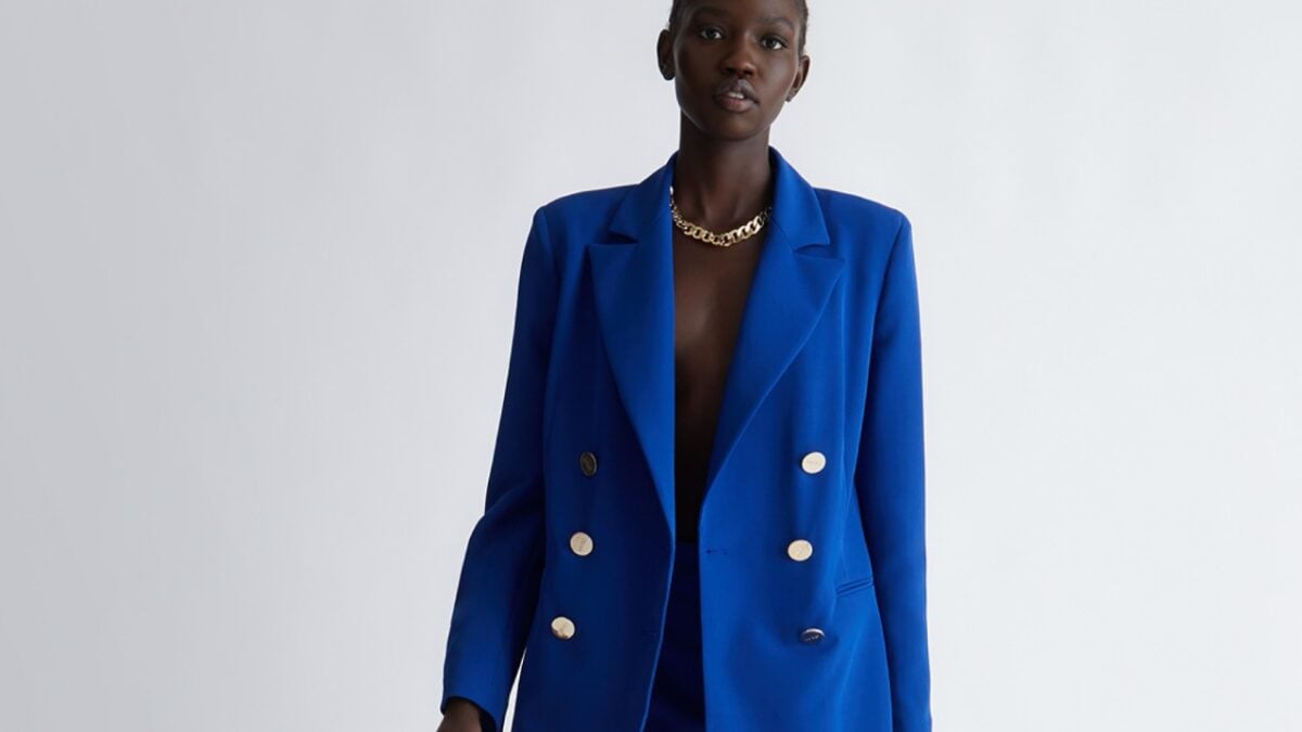 5 Blazer blu per l’ufficio, la nuance più classica e sofisticata di sempre