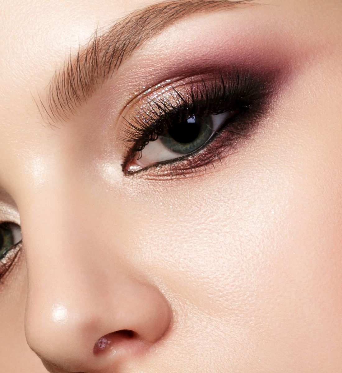 Galleria foto 'Brividi di bellezza: 7 suggerimenti per usare il ghiaccio nella tua routine beauty' - foto 1