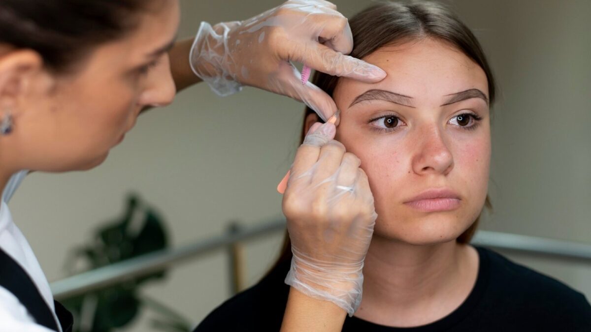 Microblading o Microshading? Ecco qual è il tatuaggio sopracciglia più adatto a Te…