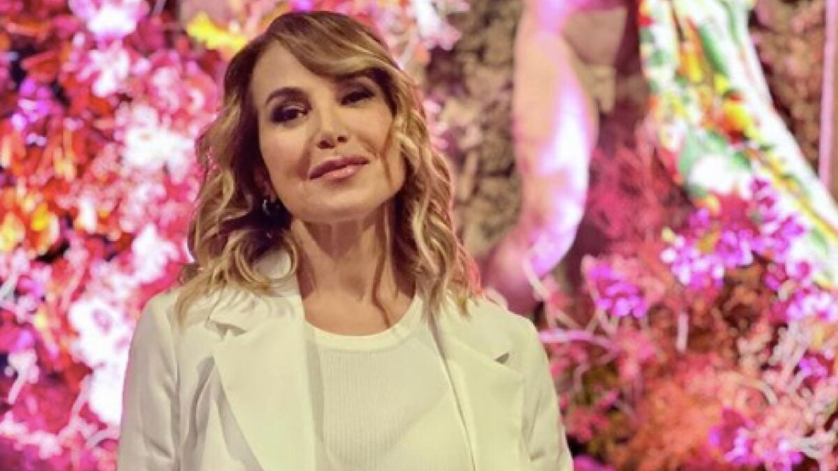 Barbara d’Urso, che fisico perfetto: l’Abito mette in mostra tutte le curve